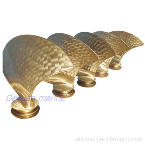 Main thrust propeller blade with Axle Neck